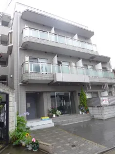 グリーンネスト【3階】の外観
