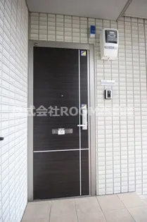 ブロケード A棟【2階】の玄関