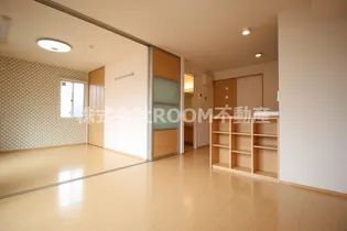 ブロケード A棟【2階】の居間