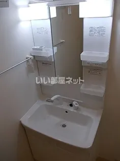 シャトーカルムI【2階】の内装