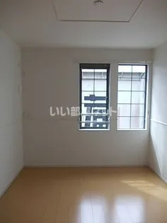 シャトーカルムI【2階】の内装