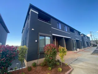 千葉県富里市七栄【アパート】の外観