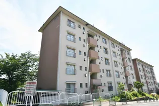 UR岩成台【5階】の外観