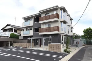 岡山県岡山市北区高柳西町【アパート】の外観