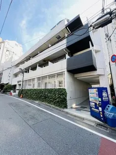 ステージファースト東新宿【1階】の外観