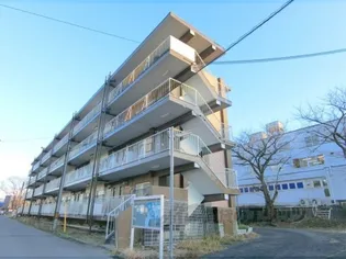 ヴィラナリー石山寺2【3階】の外観