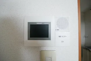 スカイシティSUZUKI【2階】の内装