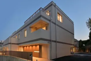 クラリティア横濱反町【2階】の外観