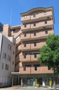 グランドゥール稲川【2階】の外観