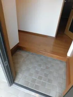 シャンボールKT【1階】の玄関