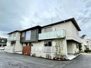 シャーメゾン ルピナスの画像