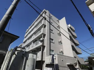 スーヴラン寺前の画像