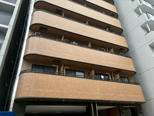 ドミール江戸堀【9階】の外観