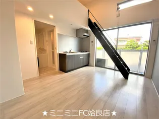 鹿児島県姶良市東餅田【アパート】の外観