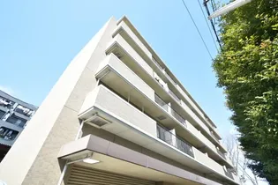 東京都調布市国領町1【マンション】の外観