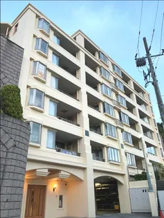 サンクタス鶴川台【3階】の外観