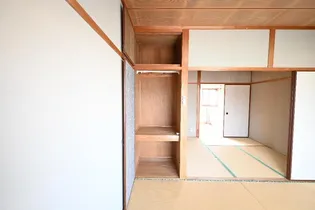 トーデンハイツII【2階】の内装