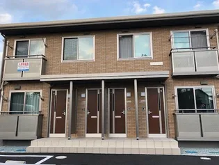 グランディ赤坂【1階】の外観