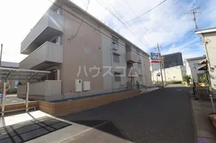 Pera【2階】の外観