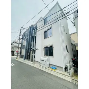 東京都足立区千住5【アパート】の外観