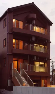 コートブラウン五番【3階】の外観