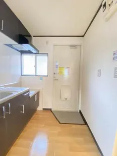 カーム クウォーターB【2階】の玄関