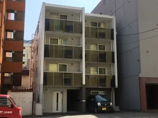 フェリスファミリアクアトロの画像