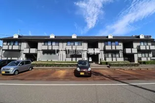 新潟県上越市春日山町2【アパート】の外観