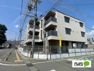 シャーメゾン ルモラの画像