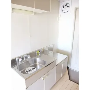 ファミールMYK(エム・ワイ・ケイ)【2階】のキッチン