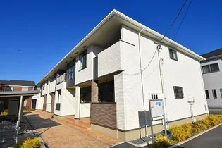 トゥー・ハーツ【1階】の外観