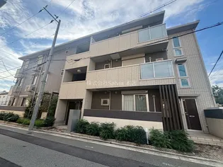 ゾナ ディ ウエスト【2階】の外観