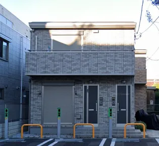 Reveur【2階】の外観