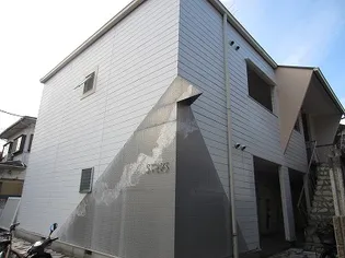 STEPS【1階】の外観