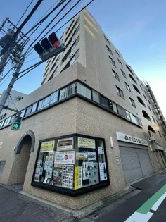 ライオンズマンション鶯谷第2【5階】の外観