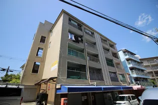 石井マンション【1階】の外観