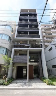 東京都江東区清澄3【マンション】の外観