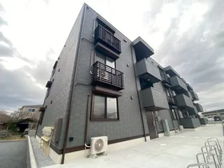 千葉県成田市飯田町【アパート】の外観