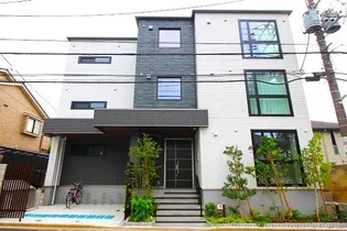 カーサ リリオ【3階】の外観