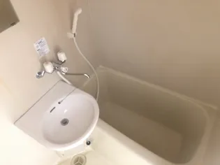 エールプラザ牛浜駅前【3階】の風呂