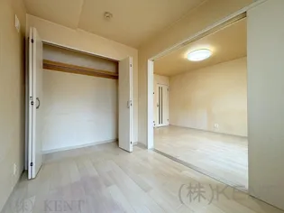 フラット裏参道3・22【4階】の内装