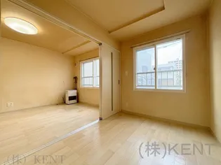 フラット裏参道3・22【4階】の内装