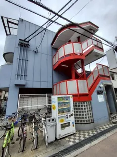 アプルーブ【2階】の外観