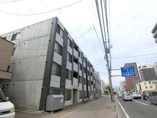 RAVELLO N2 Aの画像