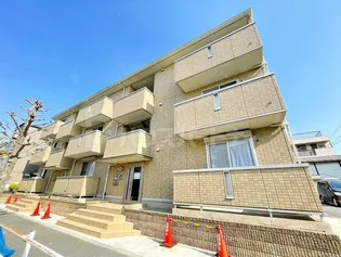 東京都葛飾区細田4【アパート】の外観