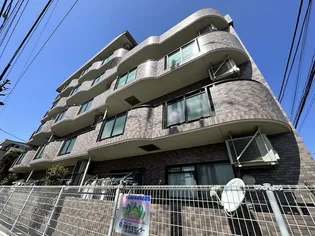 プレミ-ル富士【1階】の外観