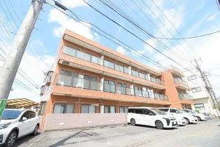 青山マンション【2階】の外観