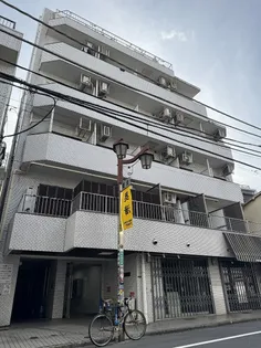 スカイコート渋谷【5階】の外観
