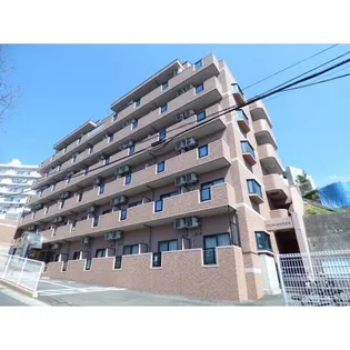 アーバンヒルズ国見【1階】の外観