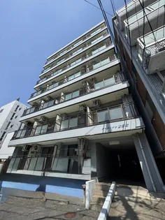 アークハイツ富田町【1階】の外観